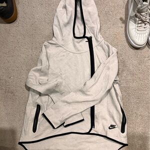 Nike tech zip up, never worn brand new, high low cut